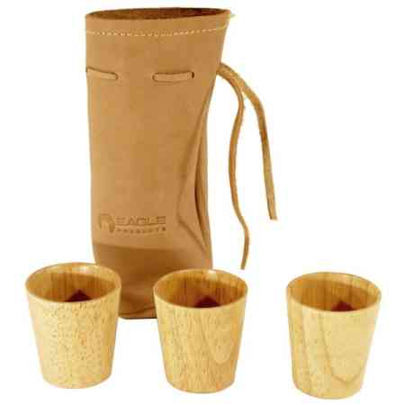 EAGLE 3 stk drammeglass i tre i skinnpose